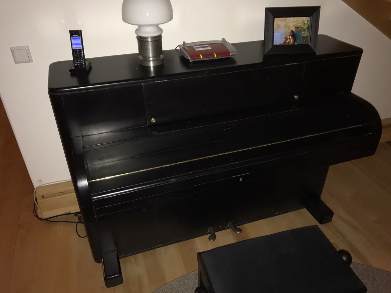 Klavier im Bauernhaus
